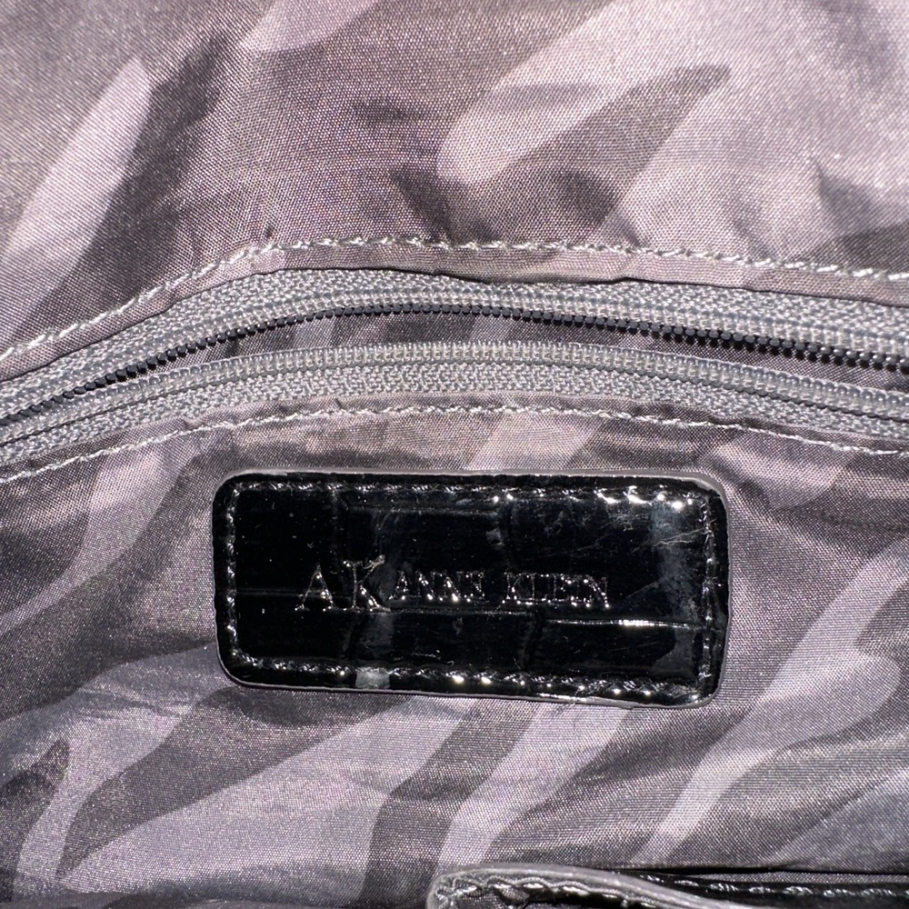 Anne Klein Black Croc-embossed Large Shoulder Bag Handbag Purse Gold Hardware - Picture 7 of 12